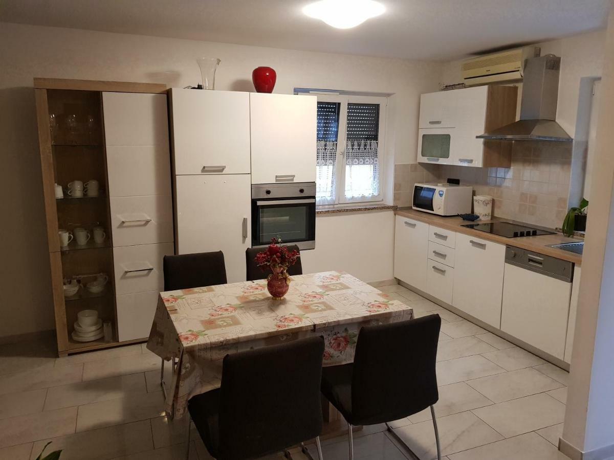 Izola City Center Apartment 외부 사진